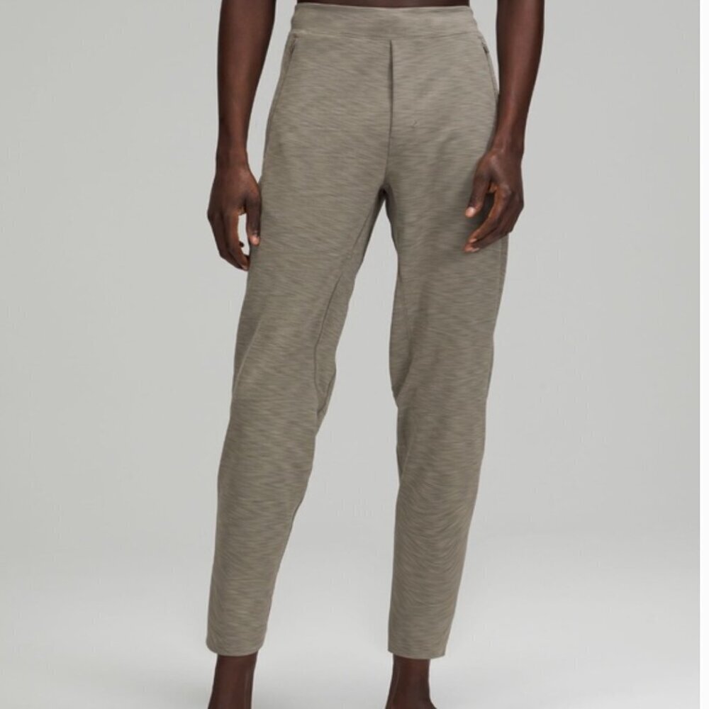 Lululemon Balancer Pants Crop mens Size Medium 27" length gray